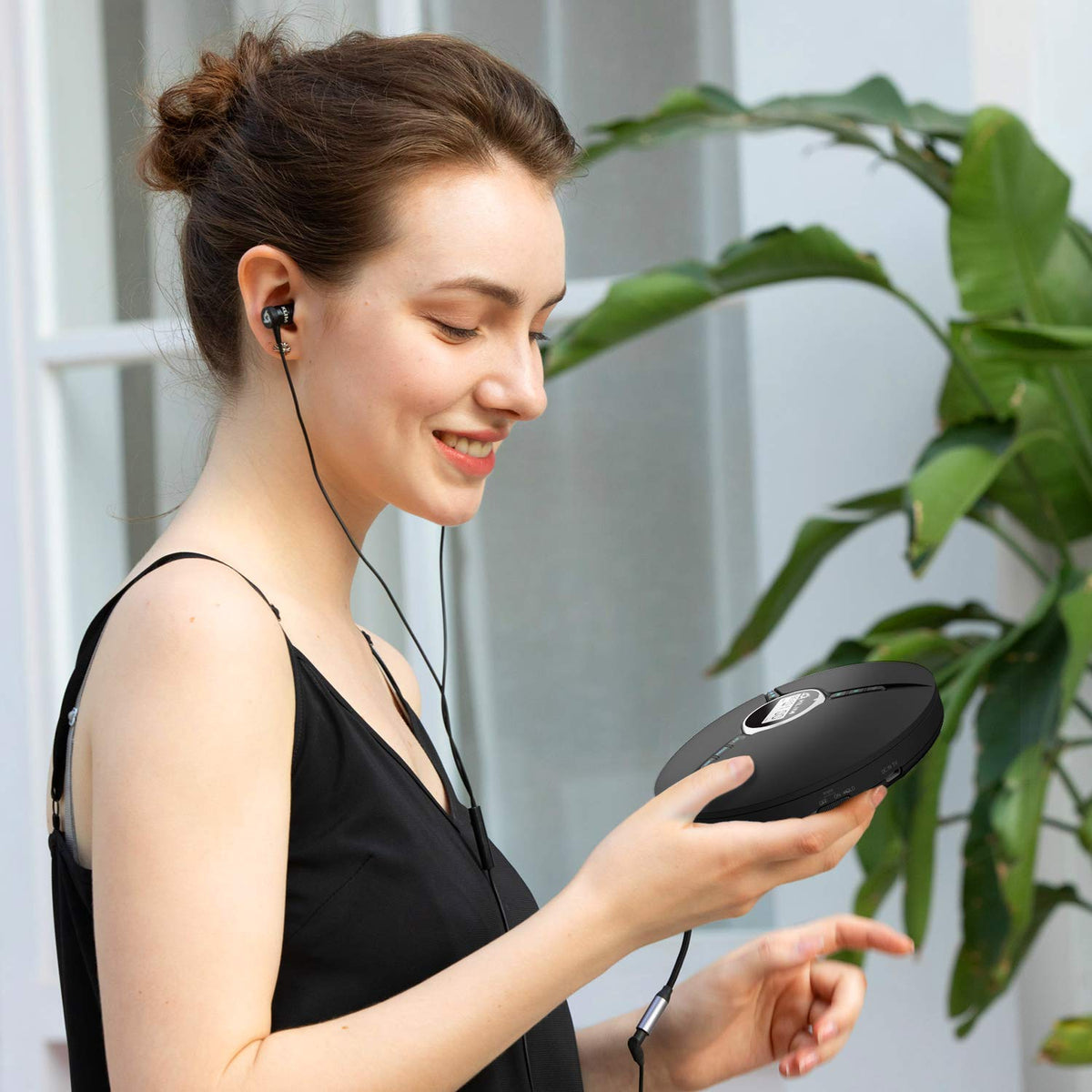 Portable CD Player with Headphones O870719