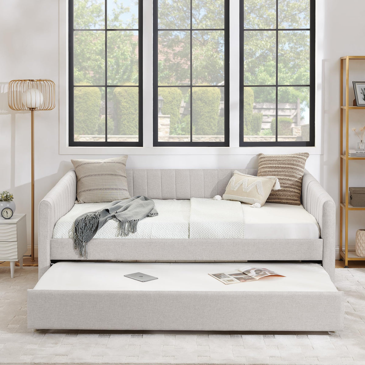 Linen Fabric Upholstered Full Size Daybed with Twin Trundle U95399