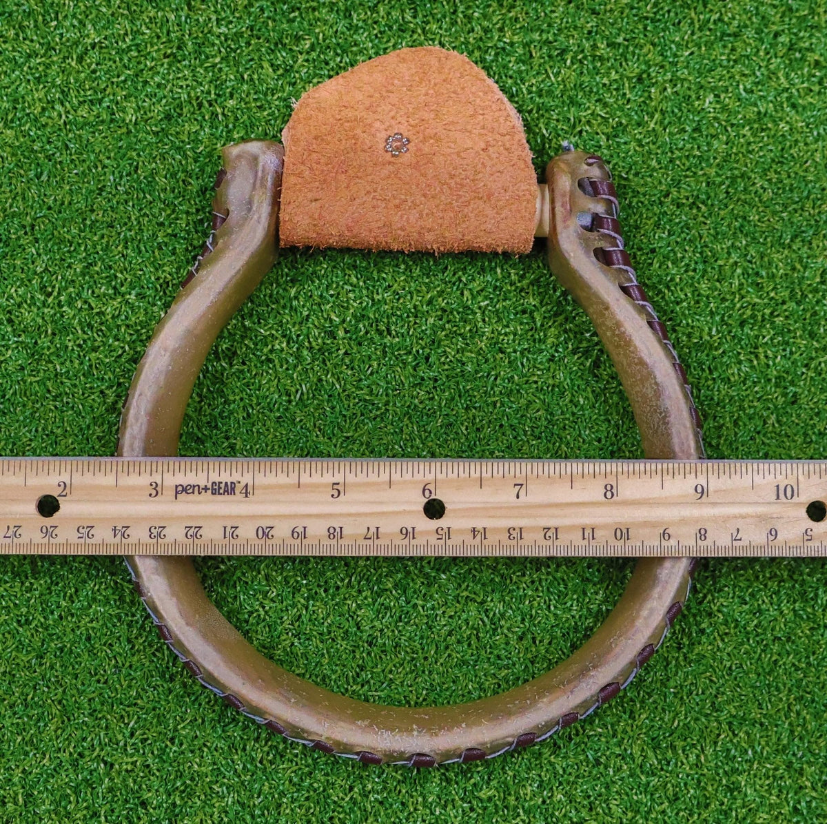 Oxbow Round Metal Western Stirrups Y4995